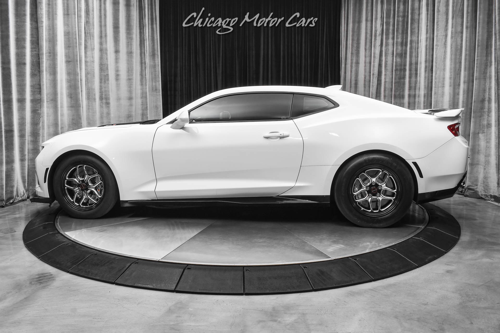 https://www.karmanaperville.com/imagetag/10402/35/l/Used-2017-Chevrolet-Camaro-ZL1-MAGNUSON-TVS2650!-1000HP+-SPEED-INC-BUILD!-1674676739.jpg