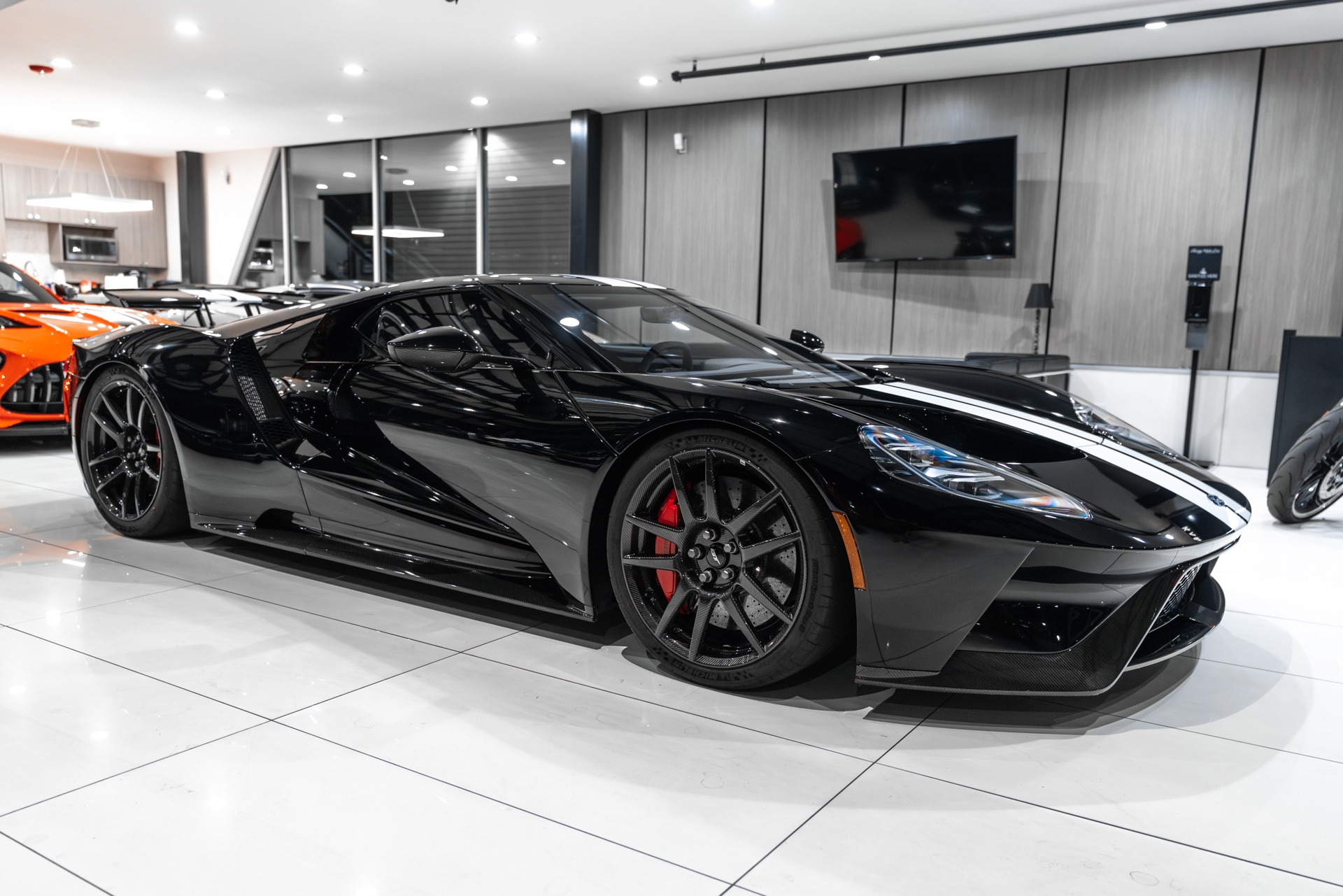 The 700 HP Widebody Le MANSORY Ford GT Is Here